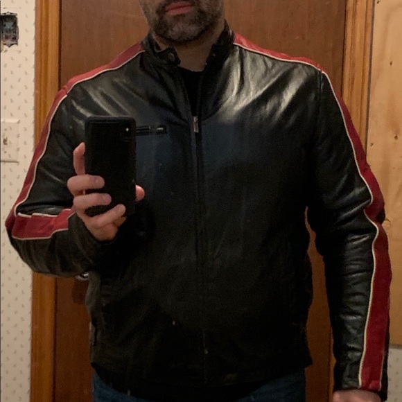 Motorcycle style leather jacket - Picture 6 of 8